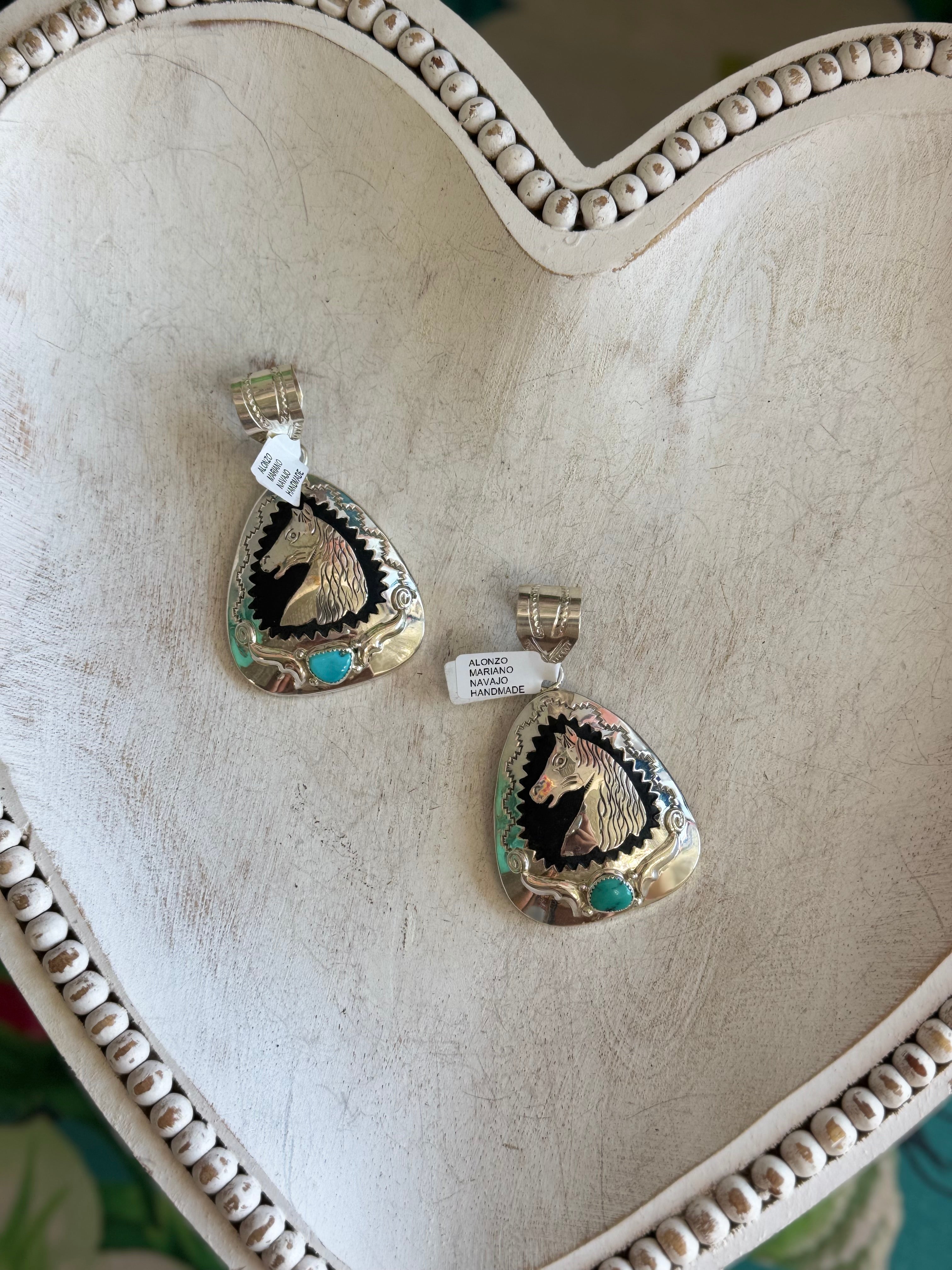 Horse pendant