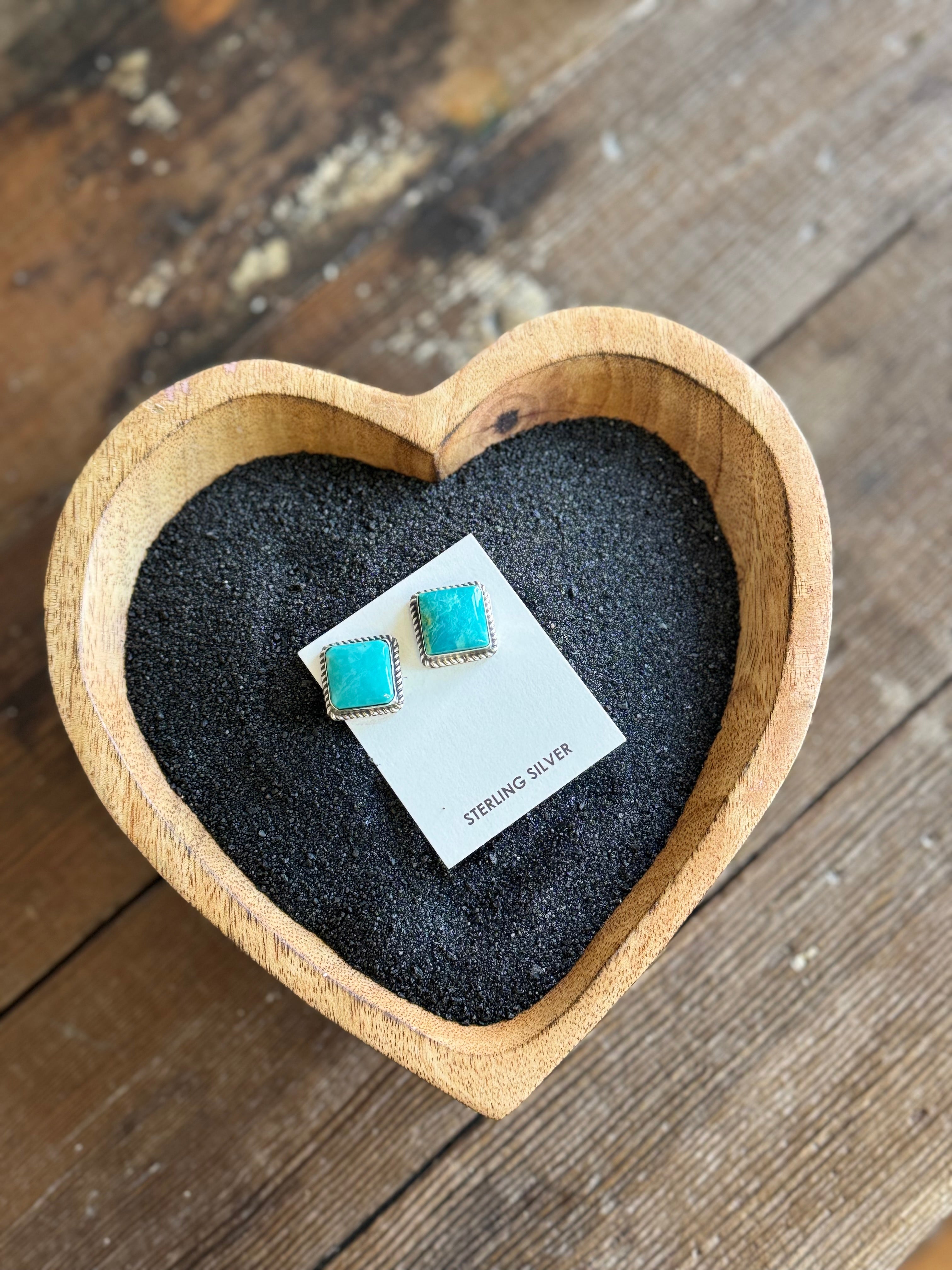 Navajo handmade kingman studs