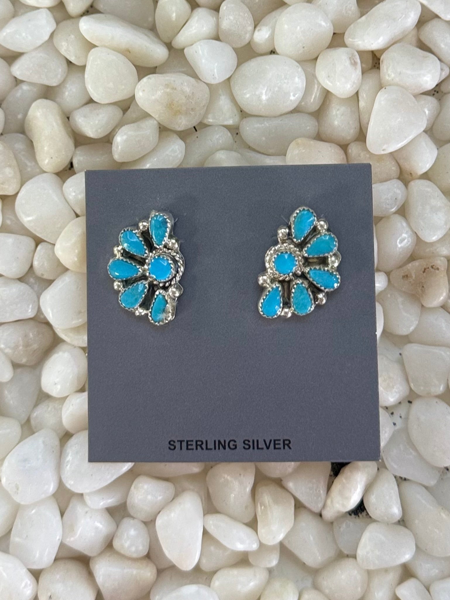 Half cluster Kingman earrings