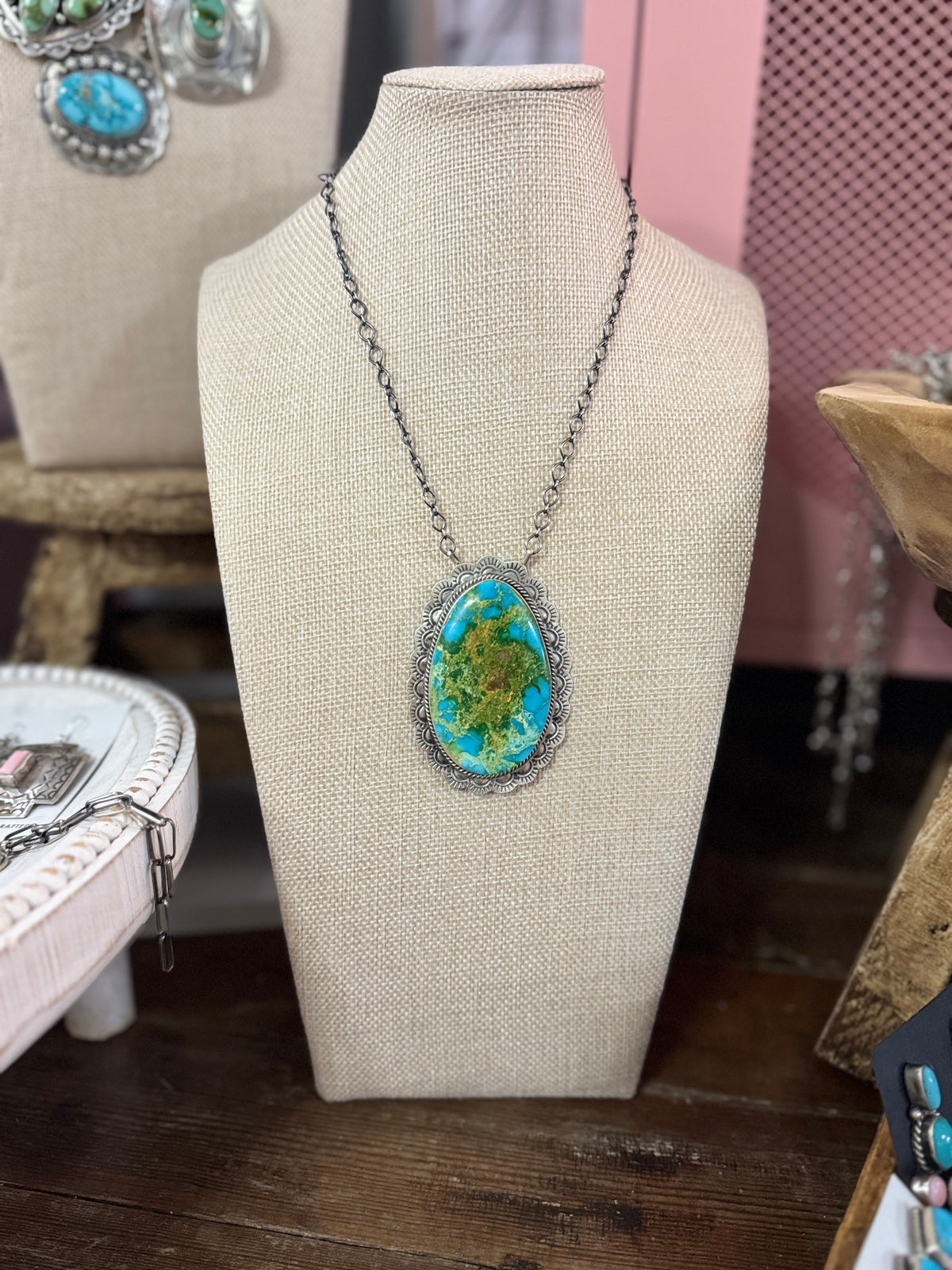 Large Sonoran egg necklace